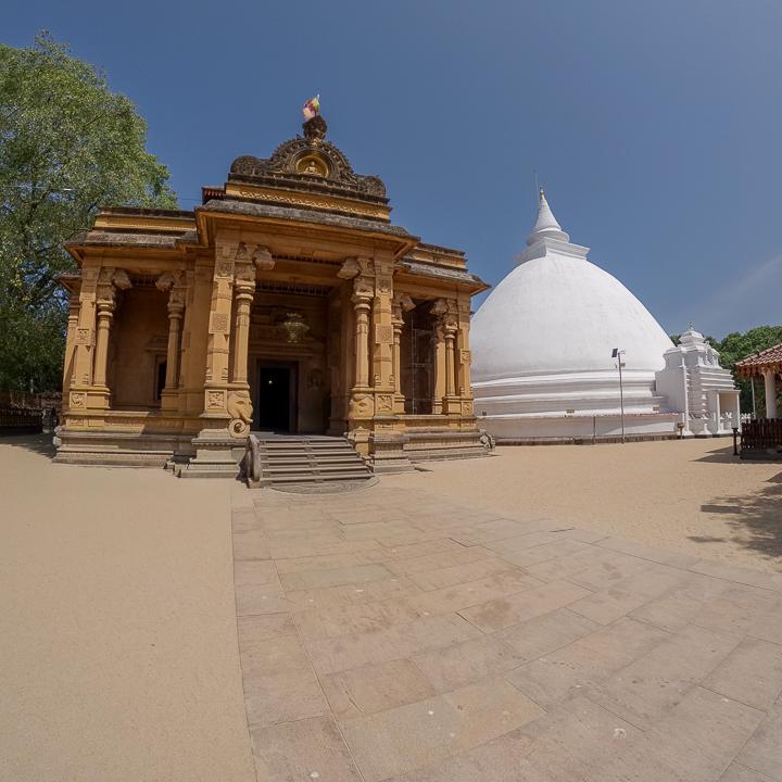 Day 17 – Colombo and Kelaniya Meditation