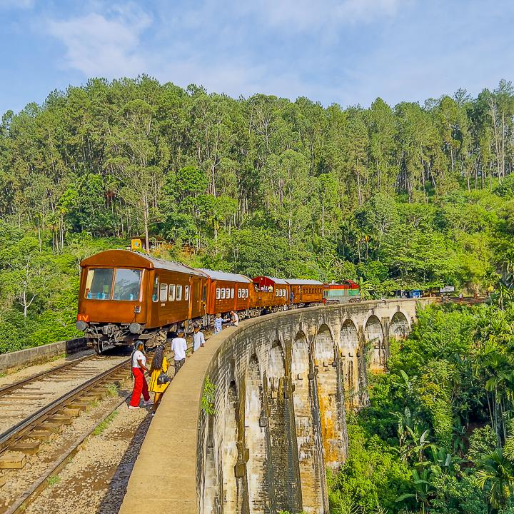 Scenic Train Ride to Nuwara Eliya